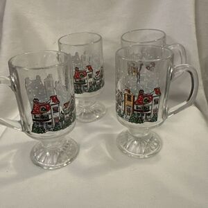 Vintage Luminarc Christmas Holiday Village Pedestal 10 Ounce Glass Set Of 4 Mugs